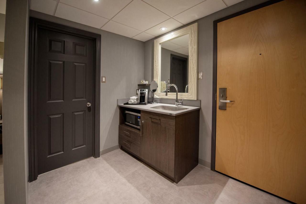 Hôtel&Suites Le Dauphin Québec Extérieur photo